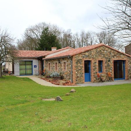 Maison De Charme A Mouzillon - Jardin Et Terrasse Accueillante Экстерьер фото